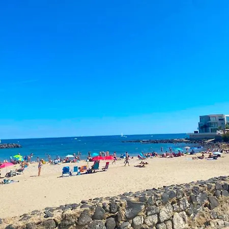 A 100m De La A5, Etage 1