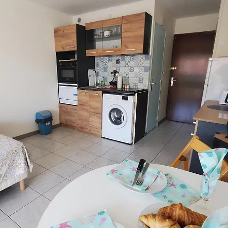 A 100m De La A5, Etage 1