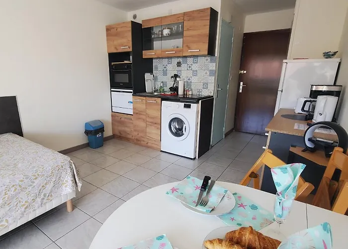 A 100m De La A5, Etage 1