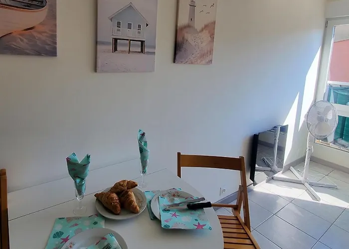 Apartman A 100m De La A5, Etage 1